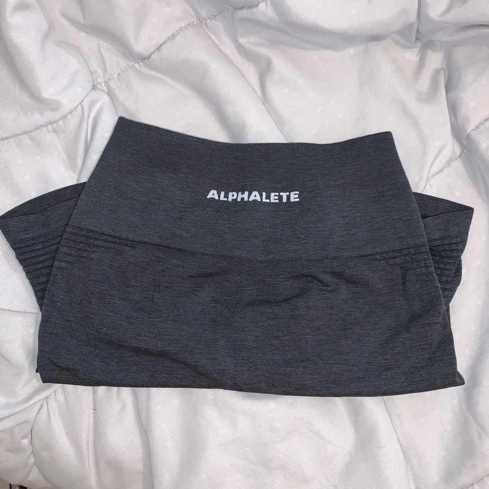 BRAND NEW Alphalete biker shorts